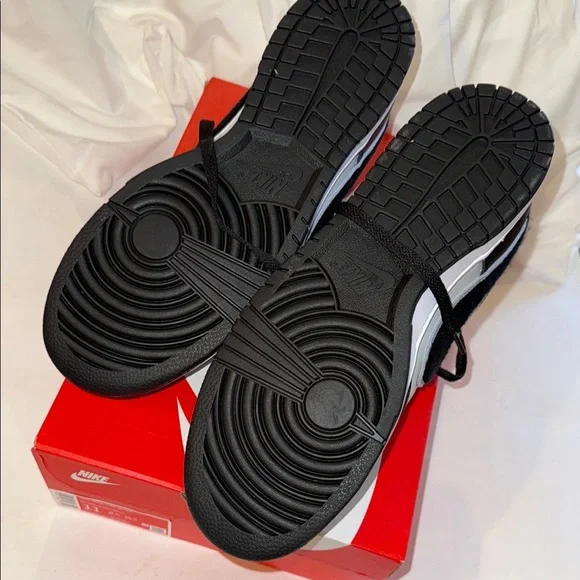 Nike Dunk Low Retro 
Grey fog/black -wolf grey - Picture 5 of 12